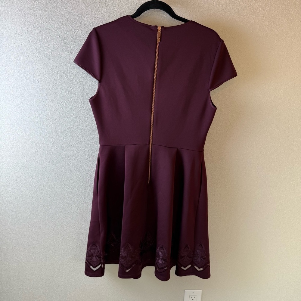 Ted Baker Embroidered Cheskka Dress Burgundy Party Cocktail Women’s Size 10 - Picture 11 of 14